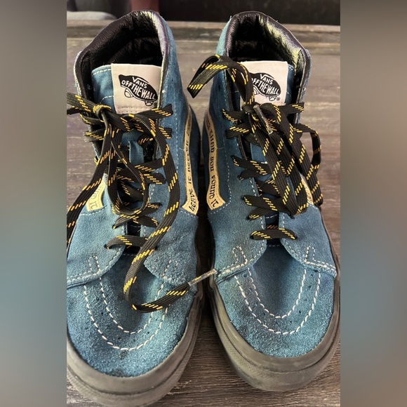 VANS Sk8  “Leave the World better than you found it “ suede high tops. Men 6.5 - Picture 2 of 9